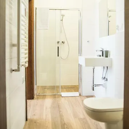 Za Raba Apartment *